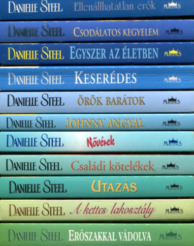 Danielle Steel - 34 db Danielle Steel k�tet (egyforma kiad�sok)
