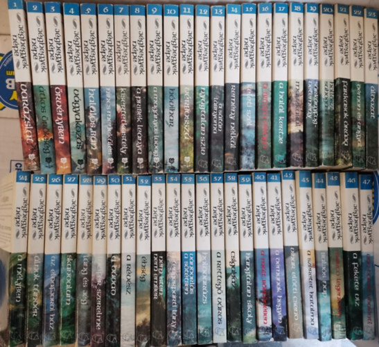 Margit Sandemo - Jéghegyek népe 1-47. (teljes sorozat)