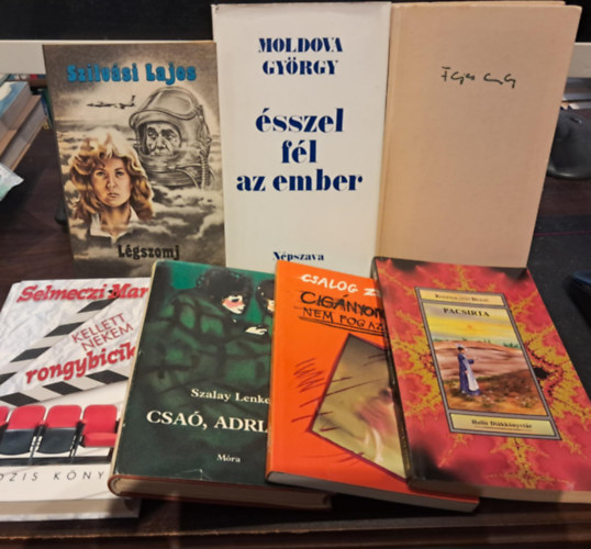 Szilv�si Lajos, Moldova Gy�rgy, Endre Fejes, Kosztol�nyi Dezs�, Csalog Zsolt, Szalay Lenke, Selmeczi Mari - 7 db-os sz�pirodalmi v�logat�s K�NYVMENT� AJ�NLAT: L�gszomj+�sszel f�l az ember+Szerelemr�l bolond �jszak�n+Pacsirta+Cig�nyon nem fog az �tok+Csa�, Adriana!+Kellett nekem rongybicikli