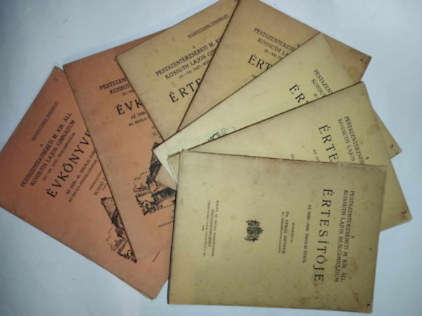 Dr. Dr. Szentgyörgyvári Arthur (közzétette), Dr. Éltető Ödön (közzétette) Stagl Arthur (közzétette) - 7db A pesterzsébeti m. kir.áll. kossuth lajos reálgimnázium értesítője 1. 1933-1934. 2. 1934-35. 3. 1935-36. 4. 1936-37. 5. 1937-38. 6. 1938-39. 7. 1939-40