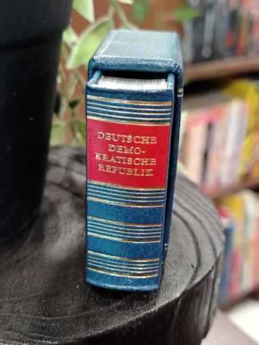 Deutsche Demokratische Republik- N�met Demokratikus K�zt�rsas�g