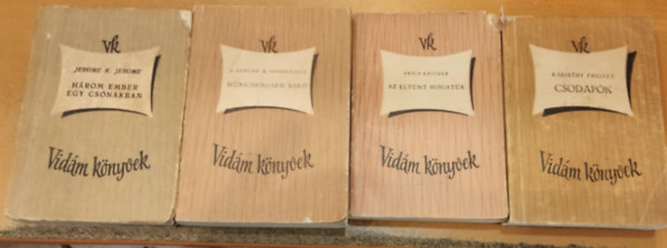 Gottfried August B�rger, Karl Immermann, Erich K�stner, Karinthy Frigyes J. K. Jerome - 4 db Vid�m k�nyvek: Az elt�nt miniat�r + Csodap�k + H�rom ember egy cs�nakban + M�nchhausen b�r�