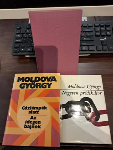 Moldova Gyrgy - Moldova Gyrgy KNYVMENT AJNLAT (3 m): Negyven prdiktor+Gzlmpk alatt/Az idegen bajnok+Mandarin, a hres vagny