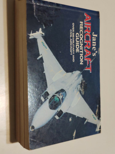 T�bb szerz� - Jane's aircraft recognition guide