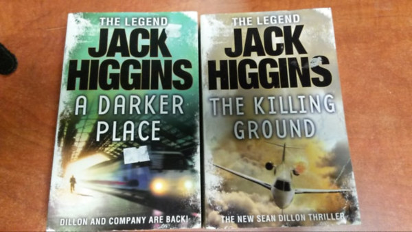 Jack Higgins - 2 db Jack Higgins k�nyv:A Darker Place,The Killing Ground