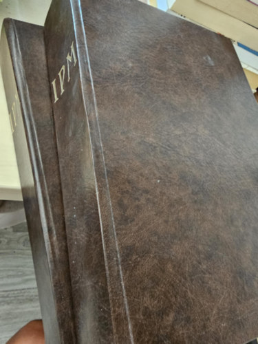 IPM k�l�nsz�mok egybek�tve: Dimitriosz kopors�ja+ Sz�z �v sz�guld�s+ Videovar�zslat+ Foglalkoz�sa: Gladi�tor+ A v�gy titokzatos partja+ N�h�ny els� szerelem+ H�rn�v minden�ron+ Ahol minden nagyobb