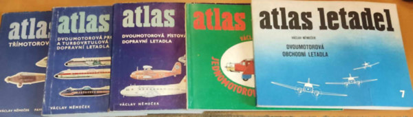 Pavel T  Vaclav Nemecek (Tyc) - 5 db Atlas Letadel: Dvoumotorov Obchodn letadla 7 + Jednomotorov Dopravn letadla 8 + Dvoumotorov pstov dopravn letadla + Dvoumotorov proudov a turbovrtulov dopravn letadla + trmotorov dopravn letadla