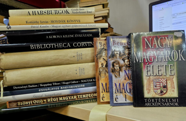 Dercsényi-Koppány-Örsi-Hegyi, Dávid Katalin, Komjáthy István, Gonda Imre-Niederhauser Emil, Benedek Elek Szőnyi Ottó - 13db magyarsággal kapcsolatos mű 15 kötetben, KÖNYVMENTŐ AJÁNLAT: Ezeréves Magyarország+ Régi magyar templomok+ Szívünk hungarikumai+ Csodálatos Magyarország+ Magyar kastélyok+ Magyarország története I-II+ Bibliotheca Corviniana+ A k