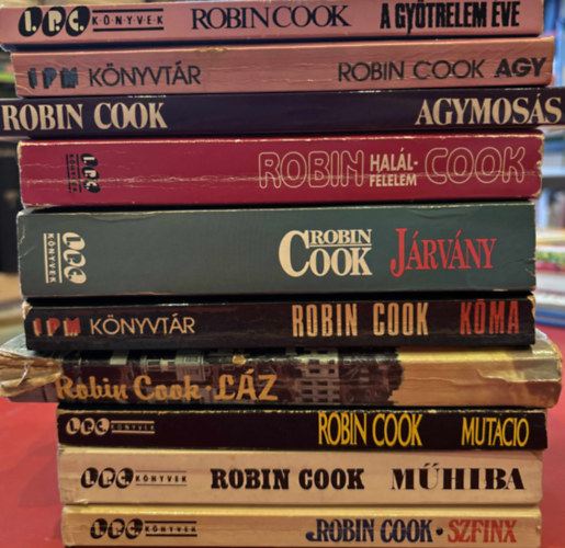 Robin Cook - Robin Cook 10 db krimi k�nyv (A gy�trelem �ve Agy Agymos�s Hal�lf�lelem J�rv�ny K�ma L�z Mut�ci� M�hiba Szfinx)