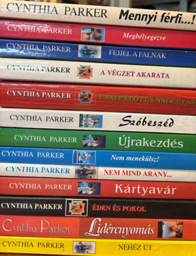Cynthia Parker - 13 db Cynthia Parker romantikus reg�ny