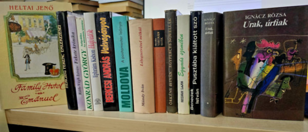 Herczeg Ferenc, R�th-V�gh Istv�n, Ephraim Kishon , Konr�d Gy�rgy, Berkesi Andr�s, Moldova Gy�rgy, �rk�ny Istv�n, F�ja G�za, Ign�cz R�zsa, Szilv�si Lajos, B Heltai Jen� (Kishont Ferenc) - 13db klasszikus magyar m�, K�NYVMENT� AJ�NLAT: Family hotel - VII. Em�nuel+ Herczeg eml�kez�sei+ Fekete kr�nika+ Hajv�d�k+ Antipolitika+ Vakv�g�nyon+ A postamester l�nya+ Egyperces novell�k+ Visegr�di est�k+ Urak, �rfiak I-II+ Egy